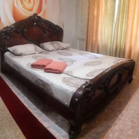 Иляева 66 Парк Кен Баба Szymkent Zewnętrze zdjęcie