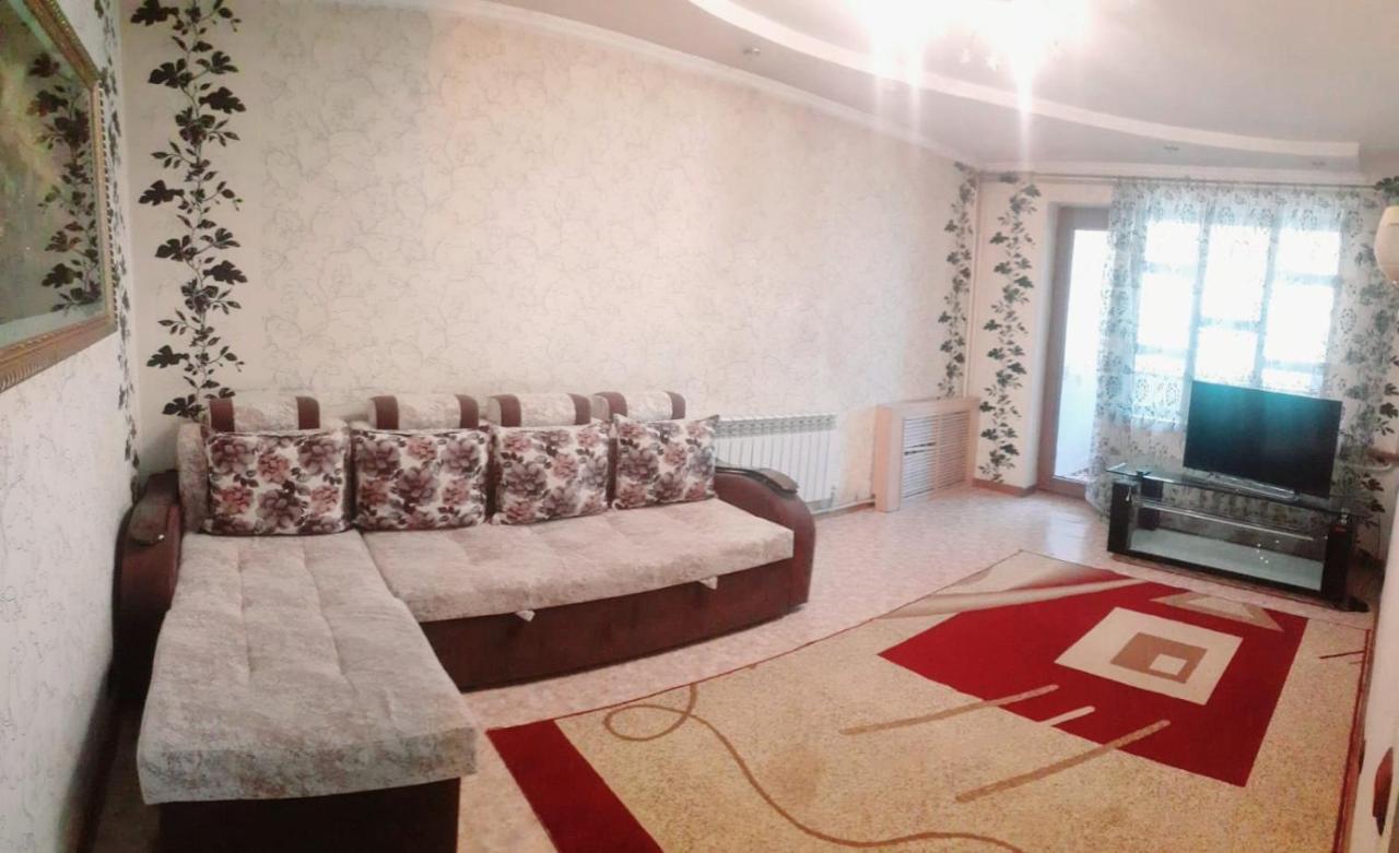 Иляева 66 Парк Кен Баба Szymkent Zewnętrze zdjęcie